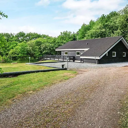6 Person Holiday In